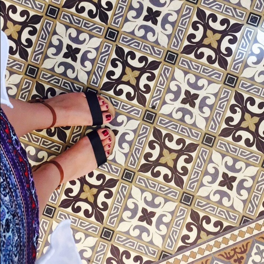 Meet your Posher, Elizabeth